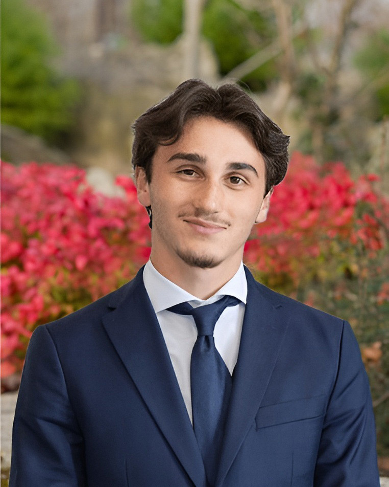 Photo de Théo Pentecoste- Liste des municipales 2026 au Vésinet "Poursuivre avec vous pour Le Vésinet"